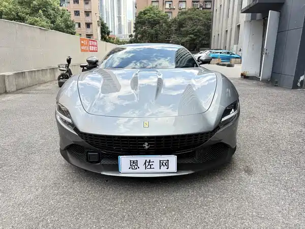 Ferrari Roma 2021