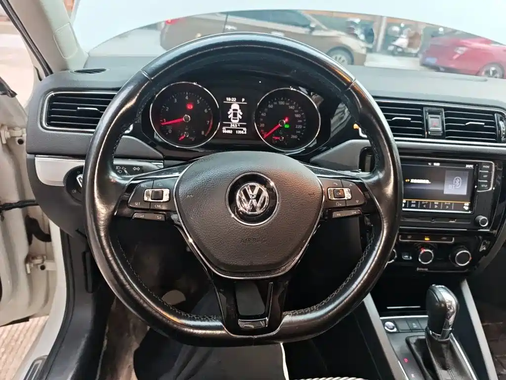 Volkswagen Sagitar 2019 — фото 3