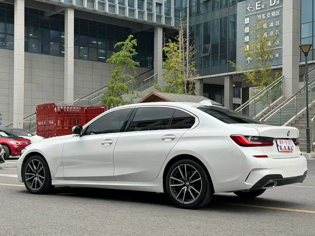 BMW 3 Series 2022