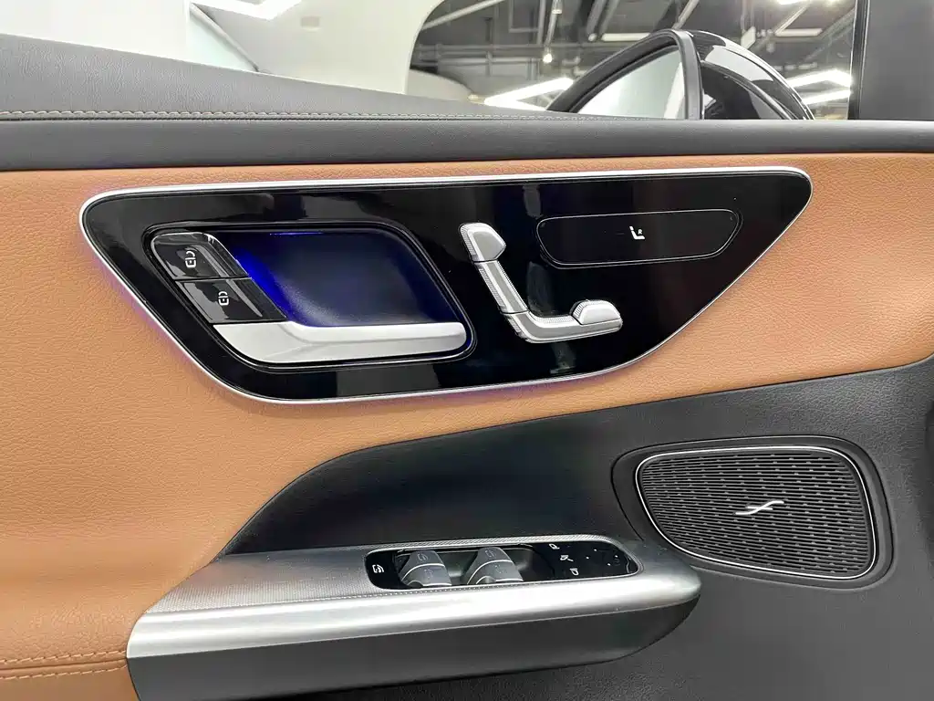 Mercedes-Benz GLC 2023 — фото 13
