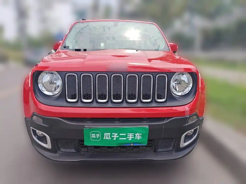 Jeep Renegade 2018 — фото 24