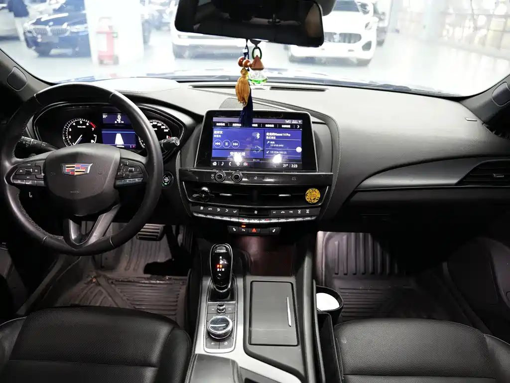 Cadillac CT5 2021 — фото 13