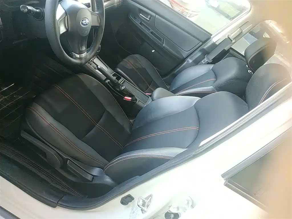 Subaru XV 2015 — фото 15