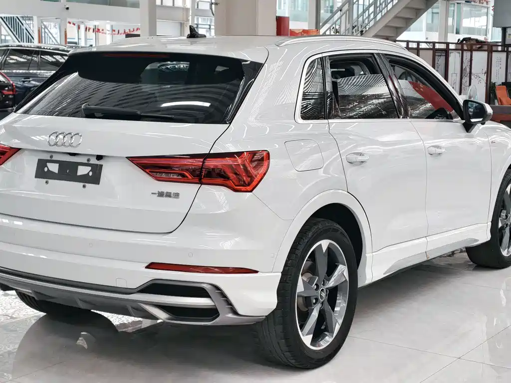 Audi Q3 2023