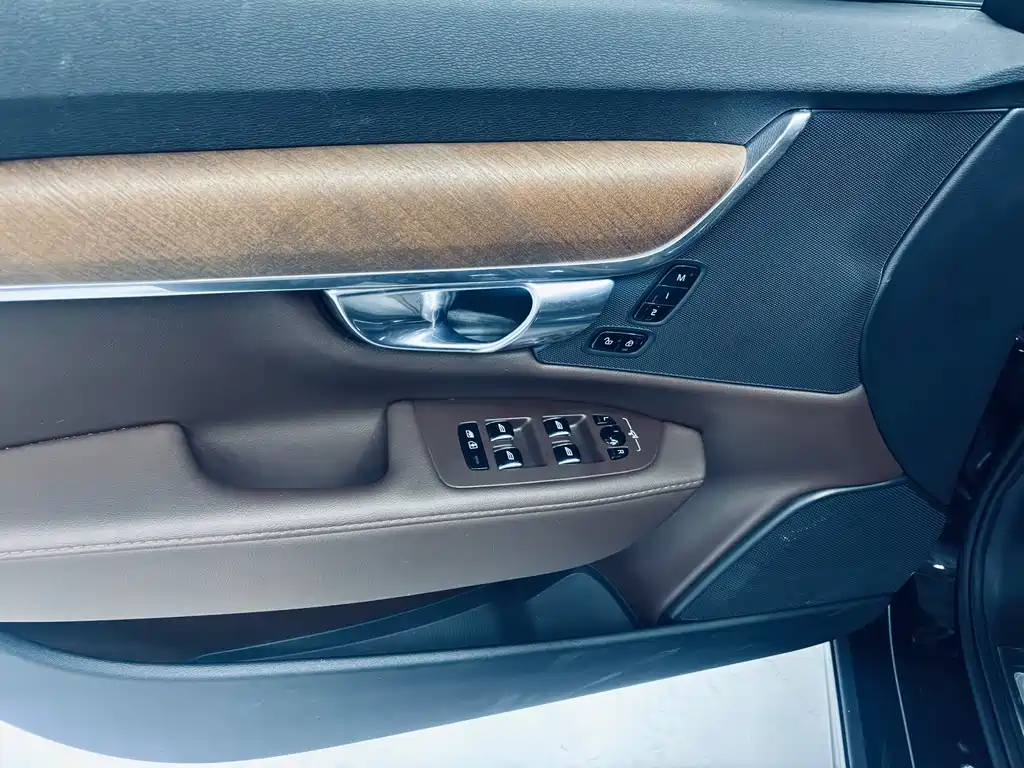 Volvo S90 2025 — фото 14