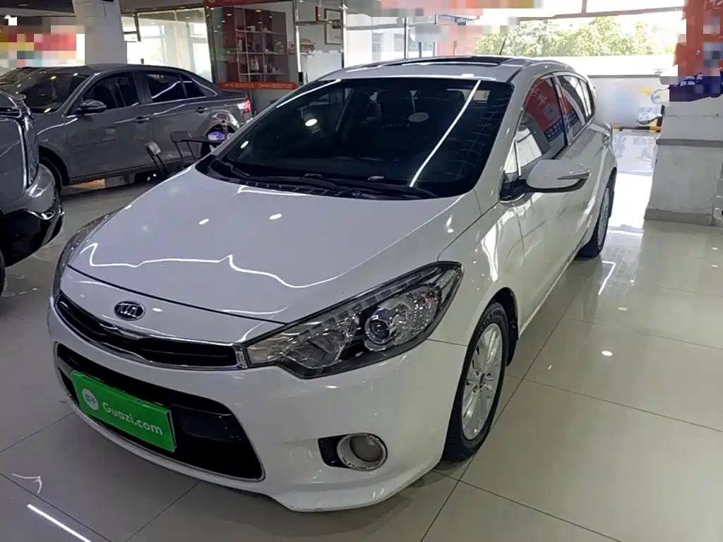 Kia K3S 2015