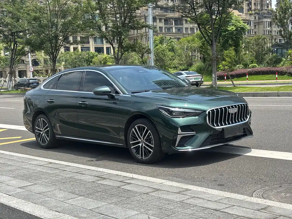 Geely Emgrand 2025