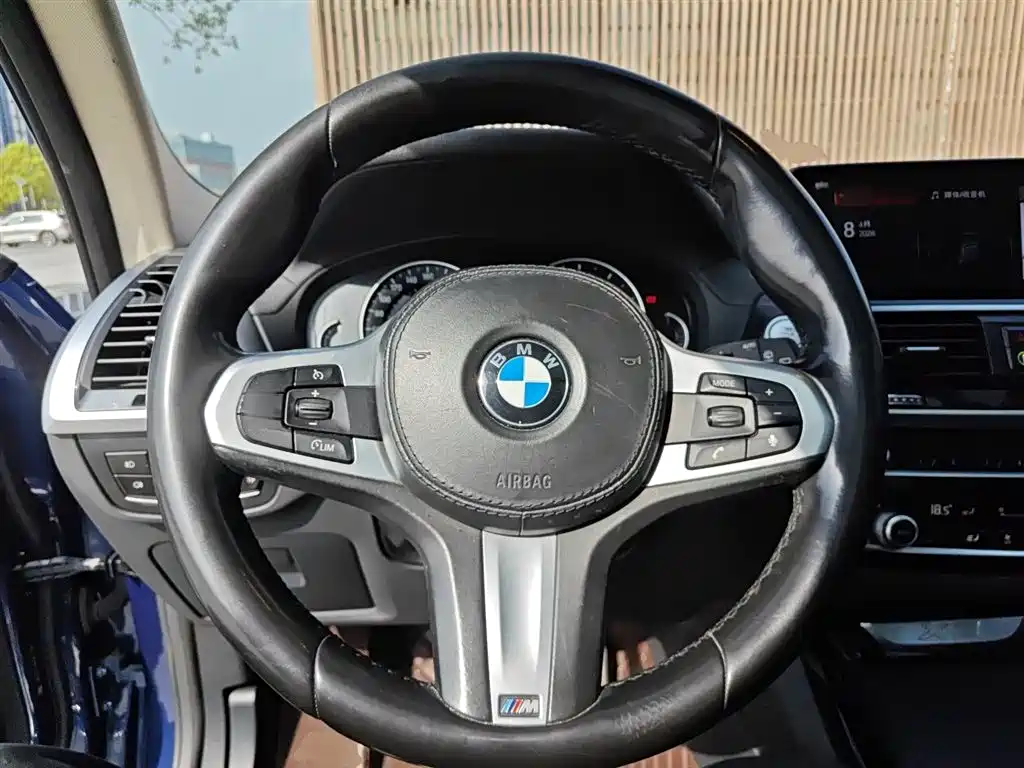 BMW X3 2019 — фото 11