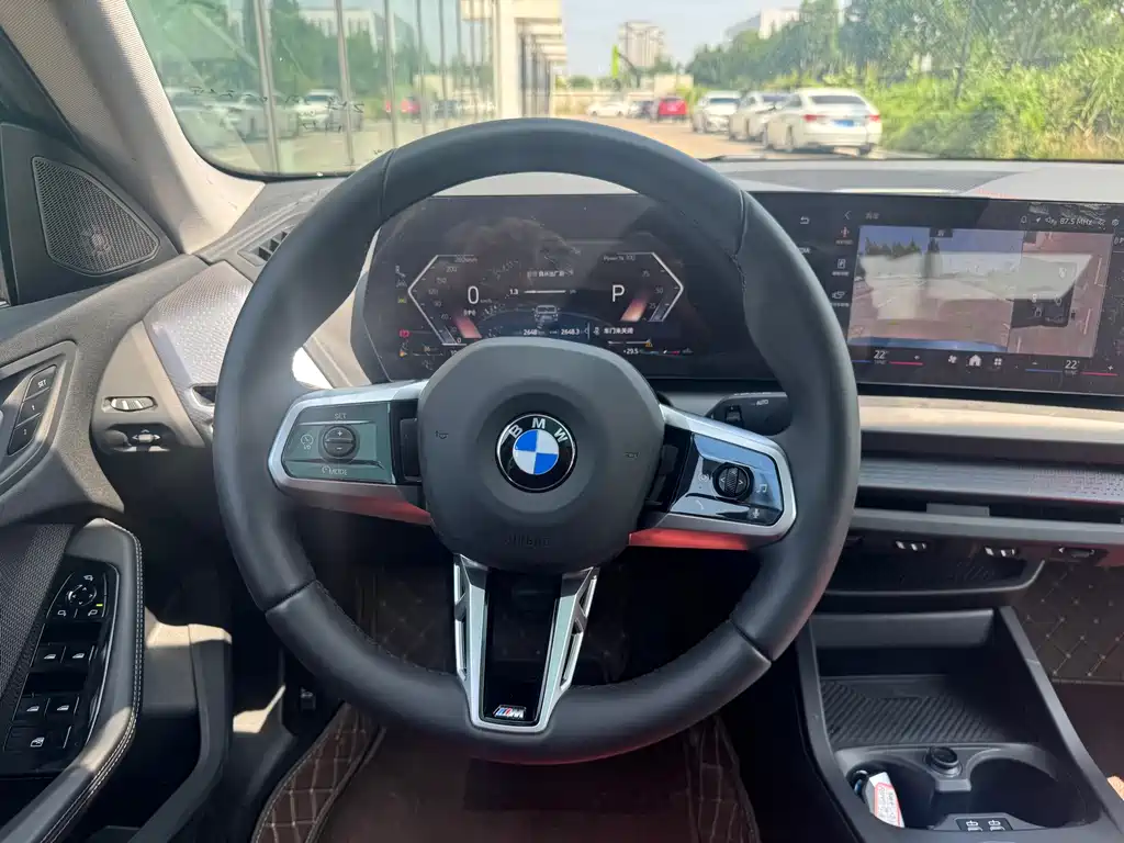 BMW 2 Series 2025 — фото 14