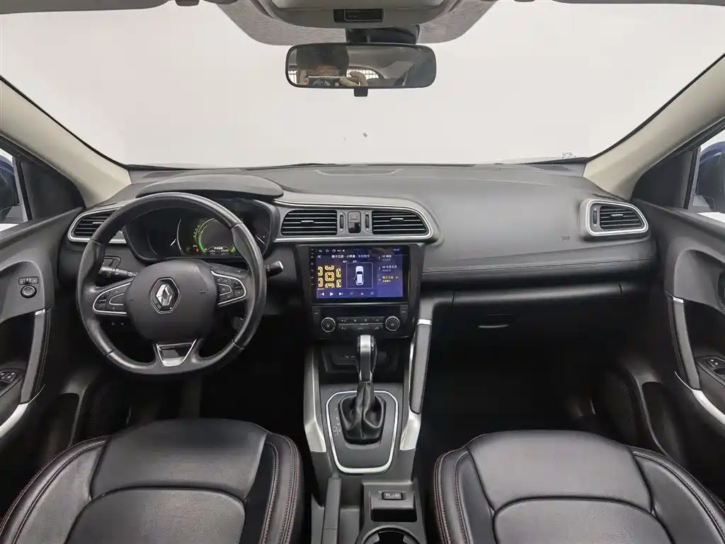 Renault Kadjar 2018 — фото 5