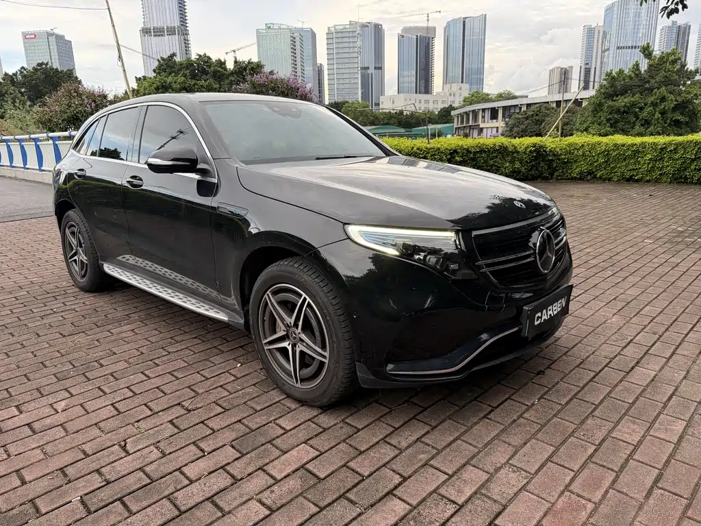 Mercedes-Benz EQC 2020
