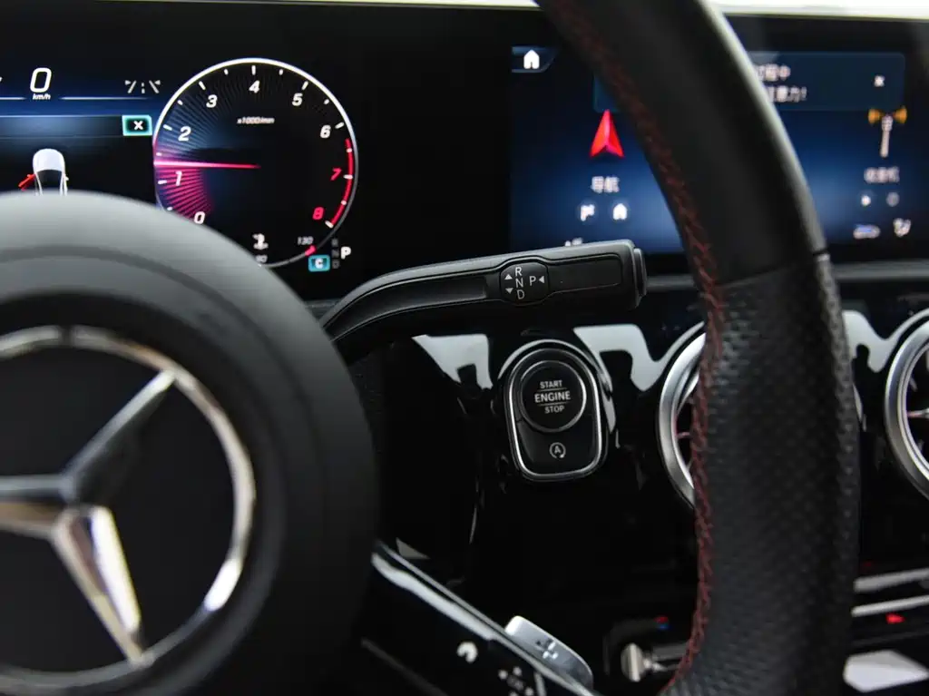 Mercedes-Benz A-Class 2023 — фото 13