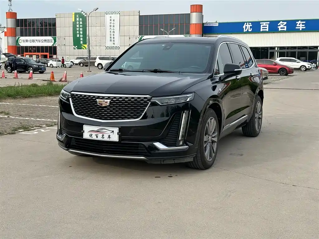 Cadillac XT6 2019 — фото 1