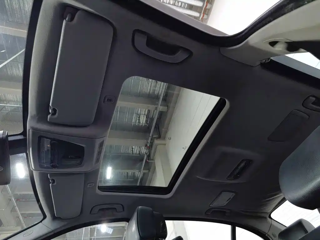 BMW 5 Series 2013 — фото 14