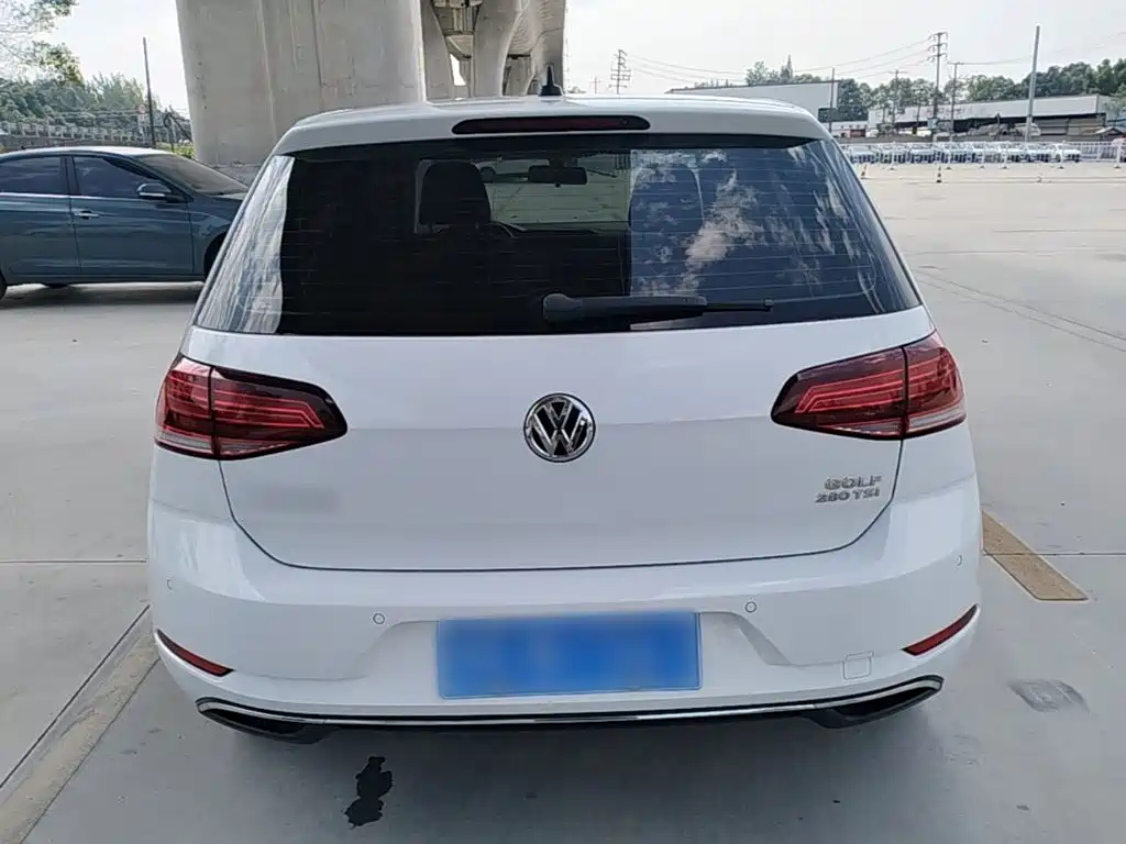 Volkswagen Golf 2020
