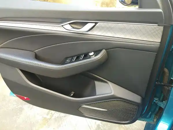 Geely Xingrui 2021