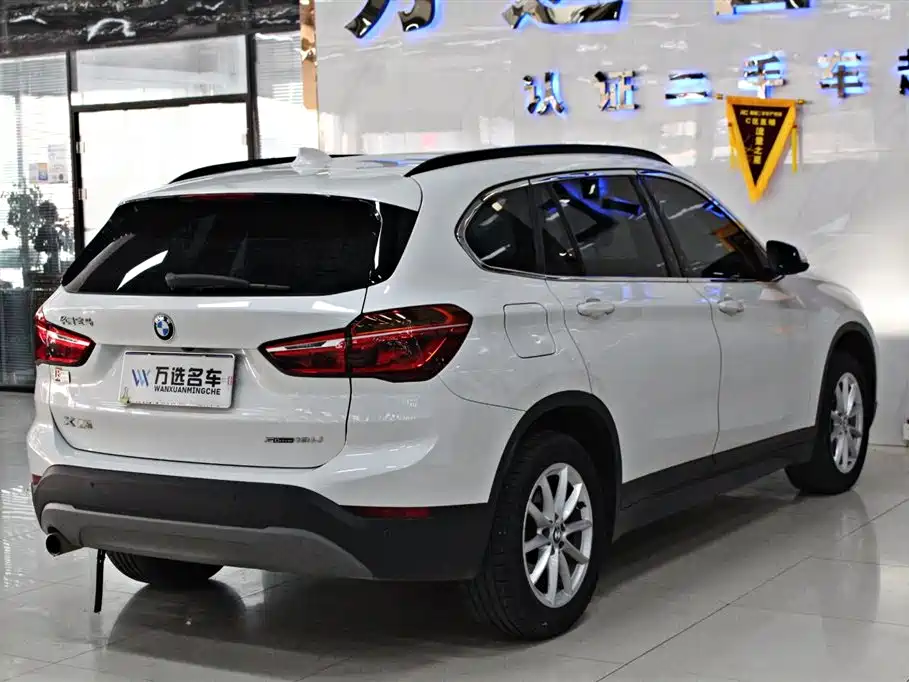 BMW X1 2019 — фото 15