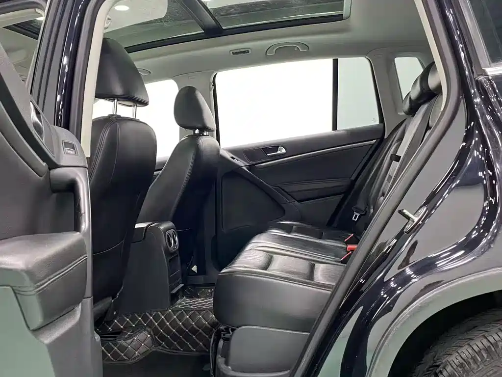 Volkswagen Tiguan 2015