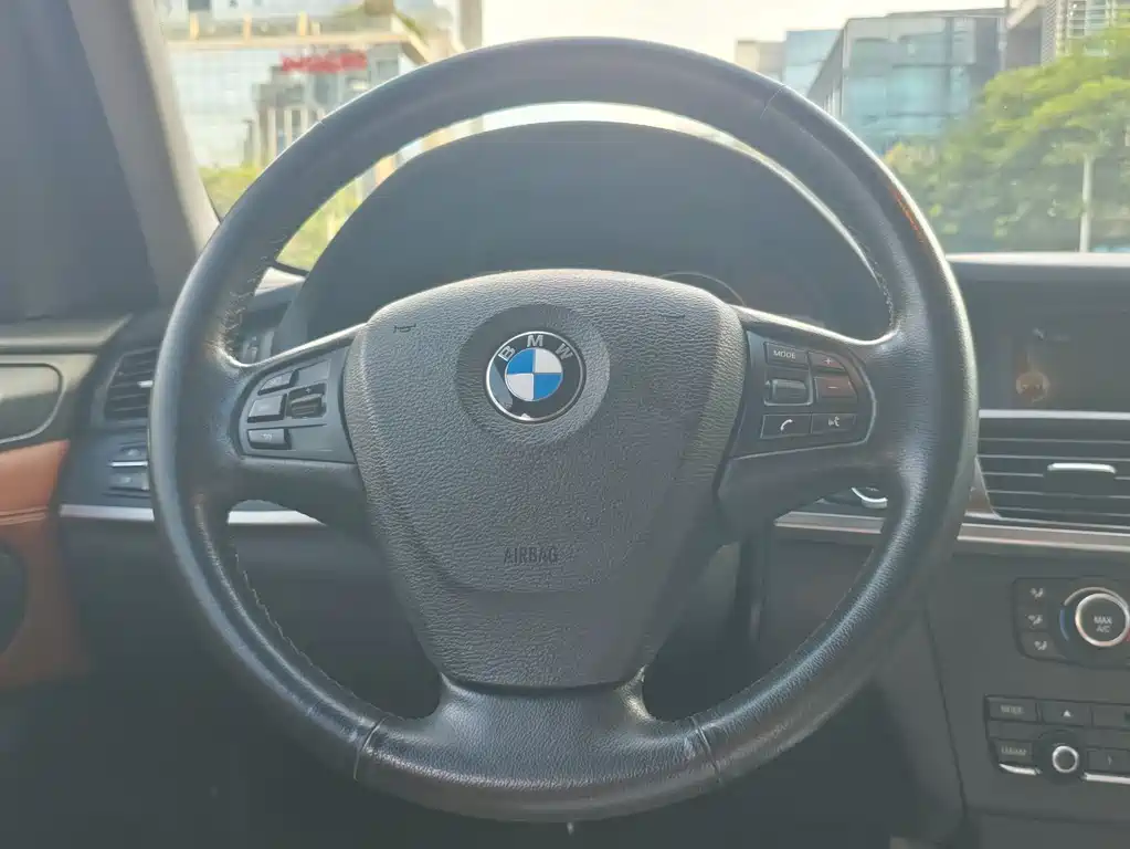 BMW X3 2014 — фото 12