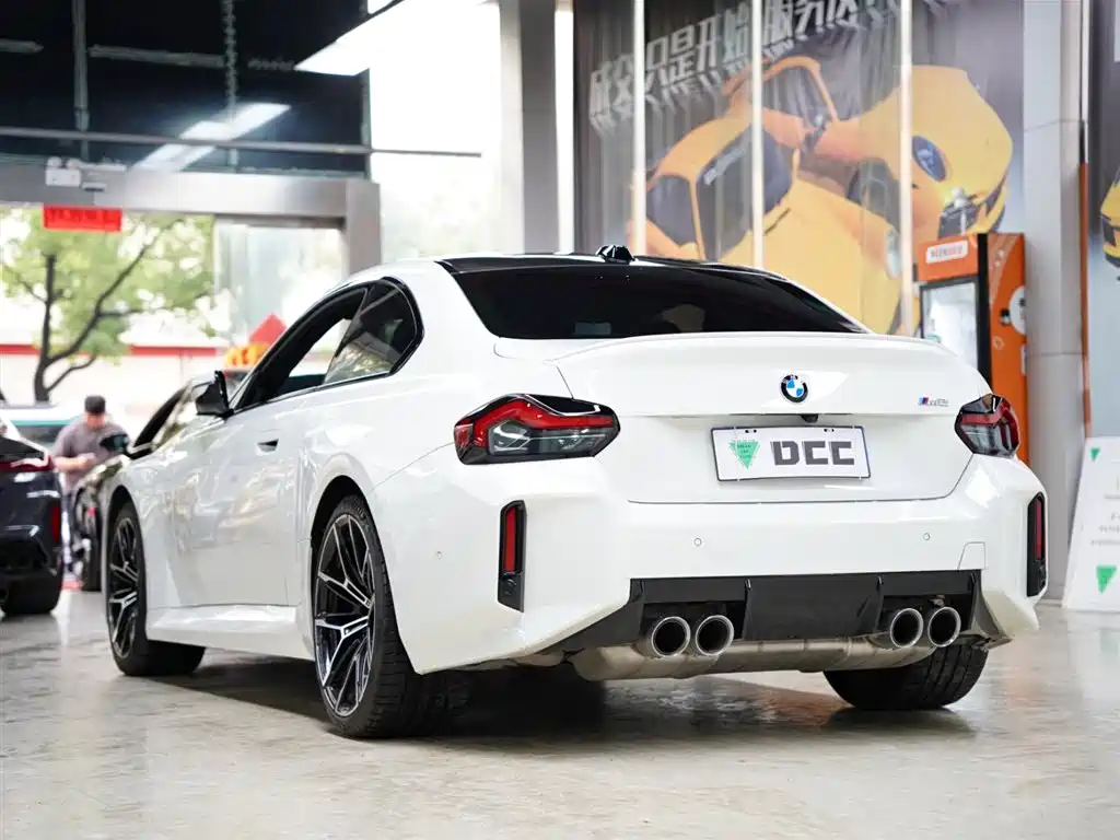 BMW M2 2024