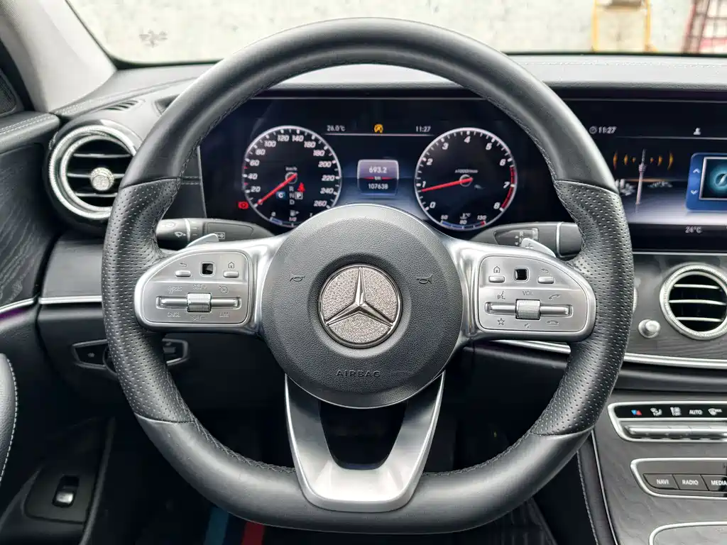 Mercedes-Benz E-Class 2019 — фото 5