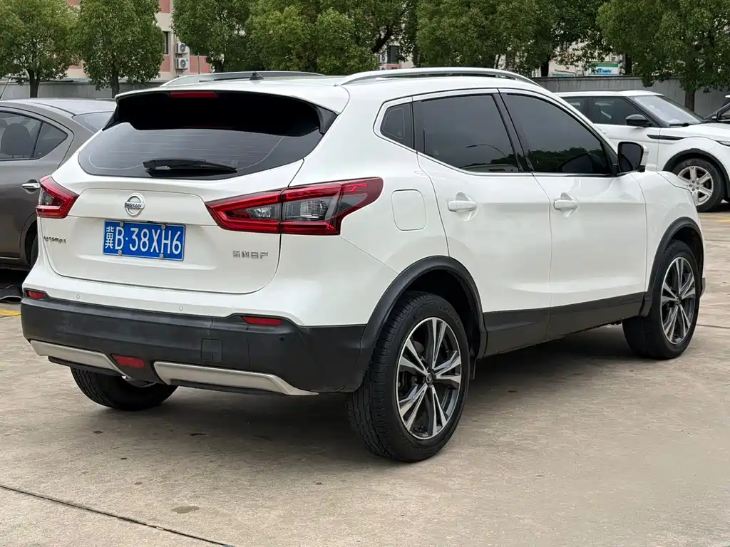 Nissan Qashqai 2022 — фото 4