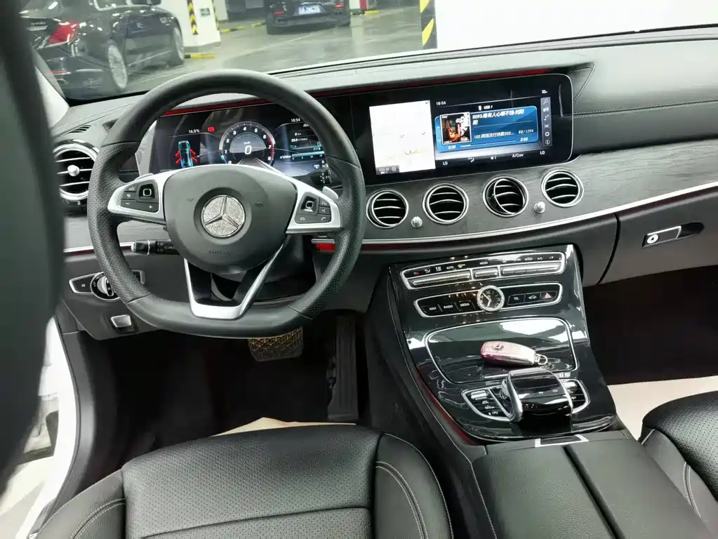 Mercedes-Benz E-Class 2017 — фото 9