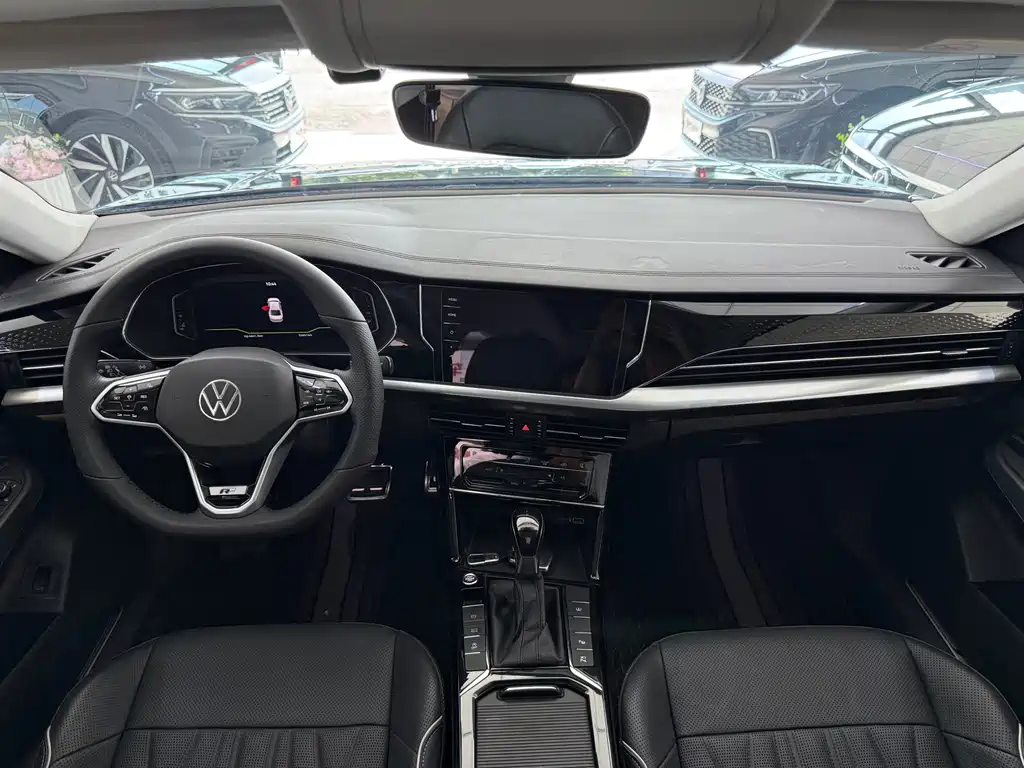 Volkswagen Passat 2024