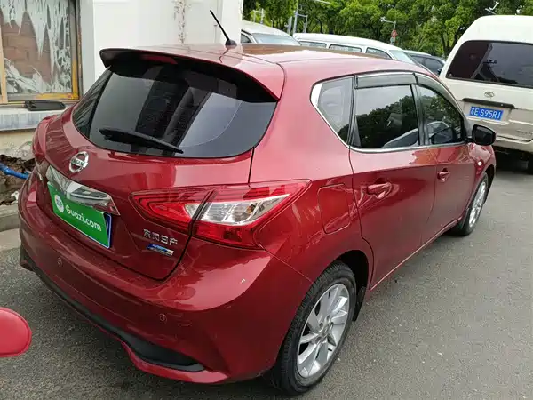 Nissan Tiida 2016