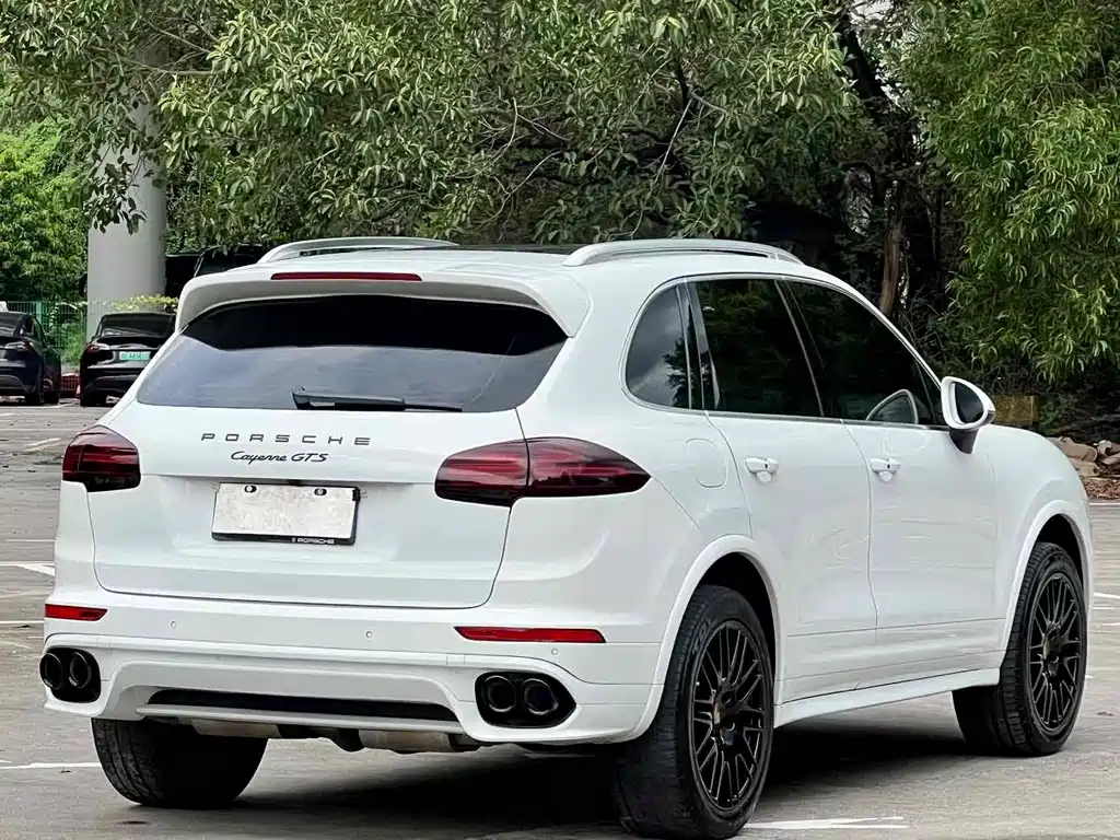 Porsche Cayenne 2016 — фото 4
