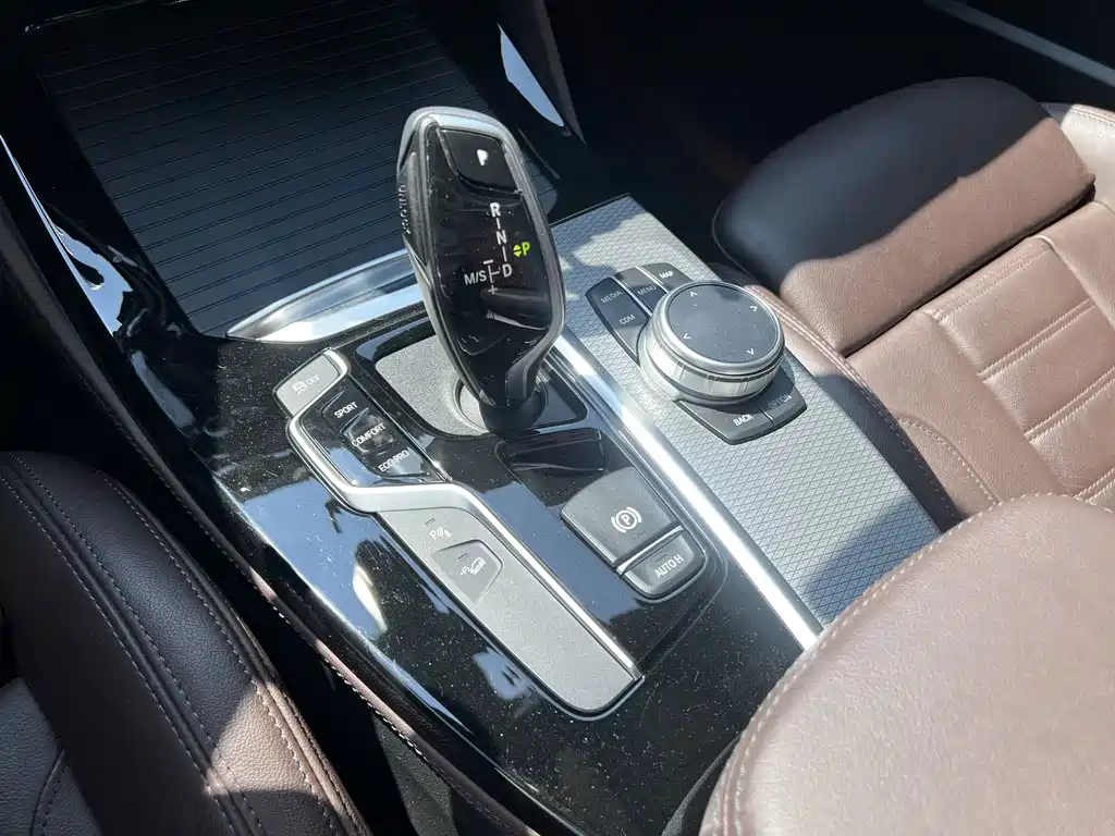 BMW X4 2020 — фото 11