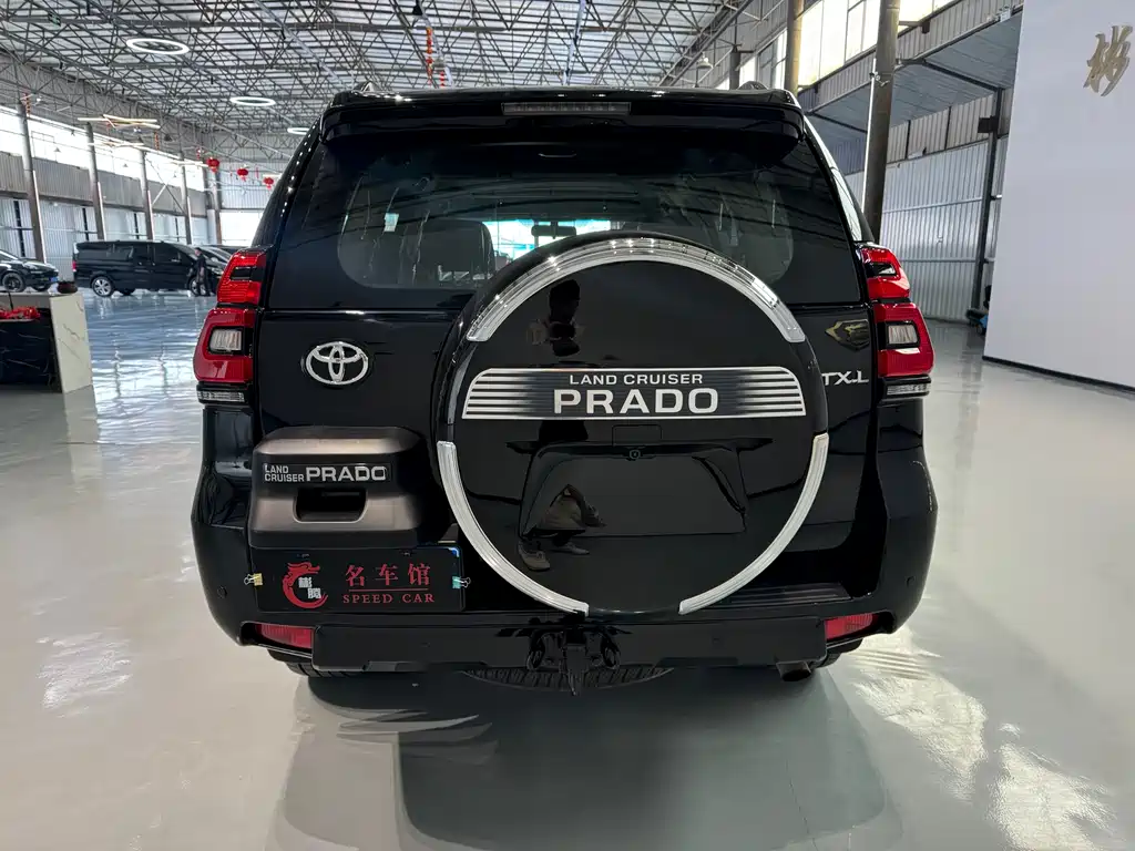 Toyota Prado 2015 — фото 5