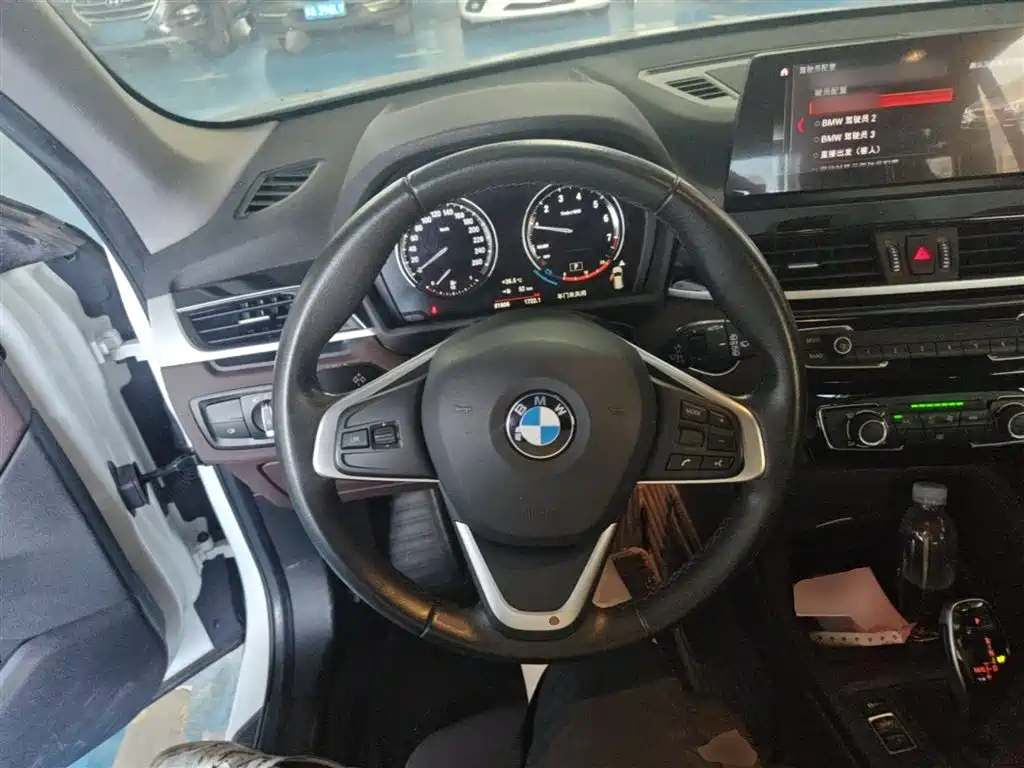BMW X1 2022 — фото 11