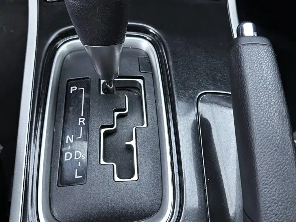Mitsubishi Outlander 2022 — фото 14