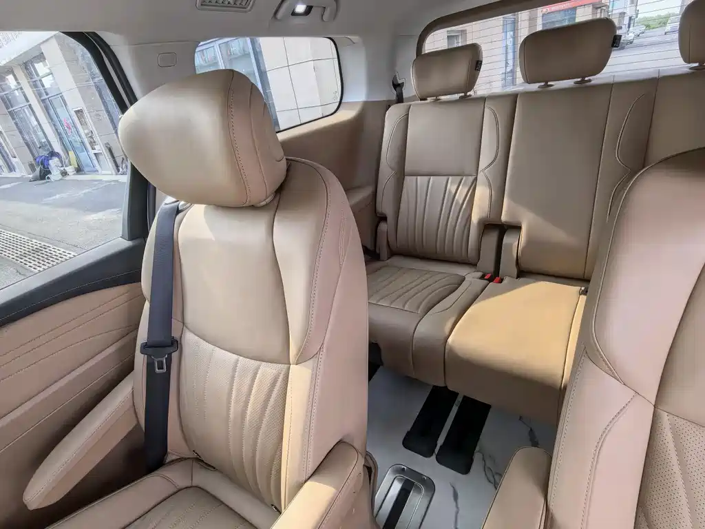 JAC Refine Refine RF8 PHEV 2024 — фото 10