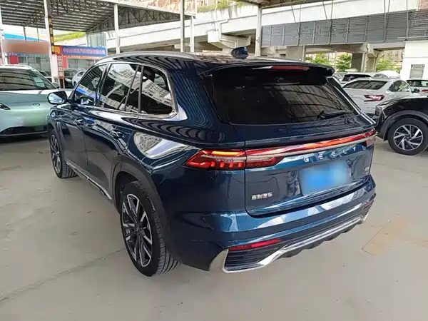 Geely Xingyue L 2022