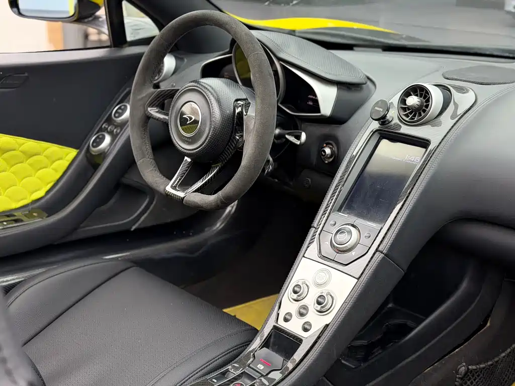 McLaren 12C 2014 — фото 13