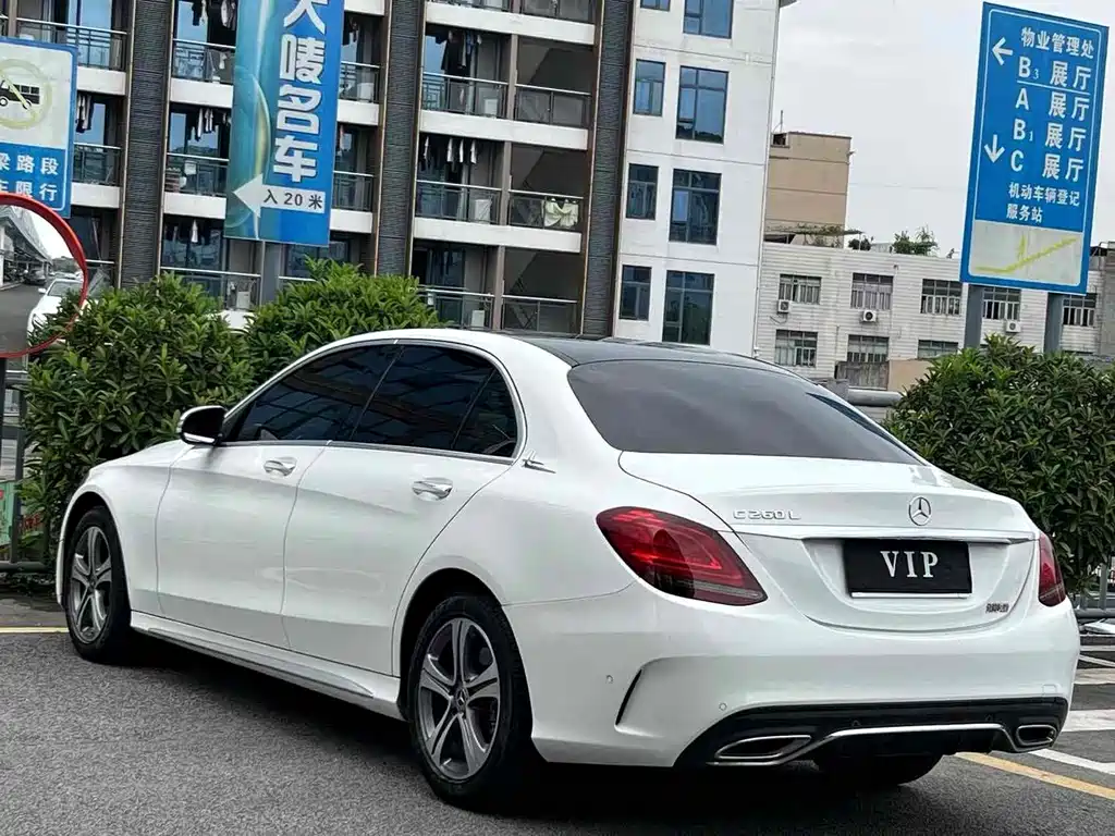 Mercedes-Benz C-Class 2020