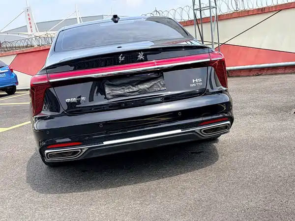 Hongqi H5 2024