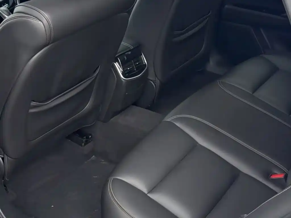 Cadillac XTS 2018 — фото 13