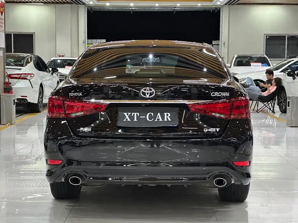 Toyota Crown 2019 — фото 14