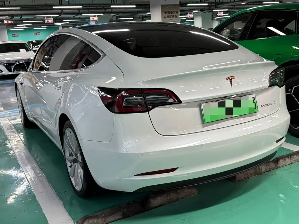 Tesla Model 3 2020 — фото 15