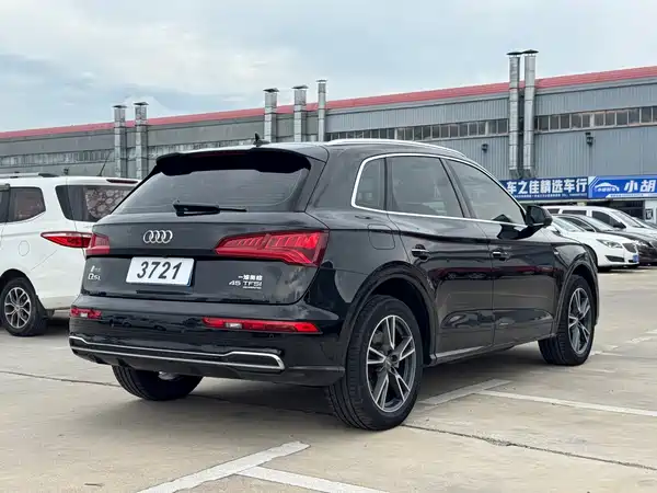 Audi Q5L 2019