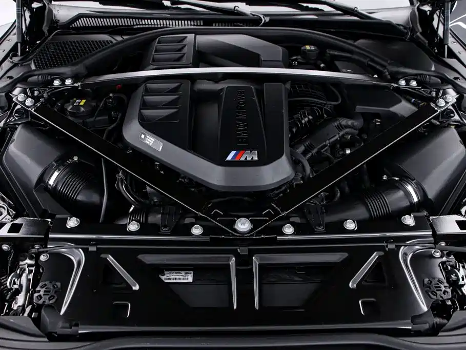 BMW M4 2023 — фото 16