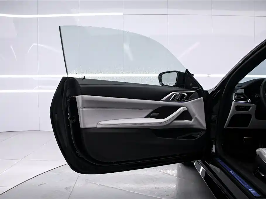 BMW M4 2023 — фото 10