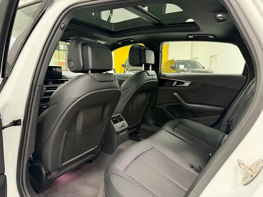 Audi A4L 2025