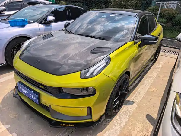Lynk & Co 03 2020