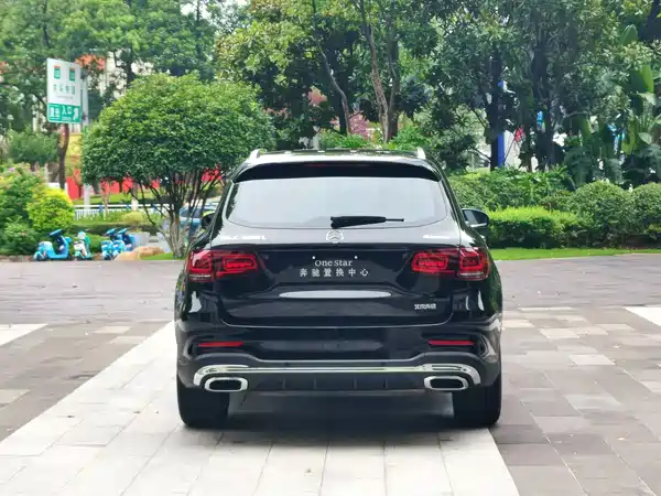 Mercedes-Benz GLC 2023