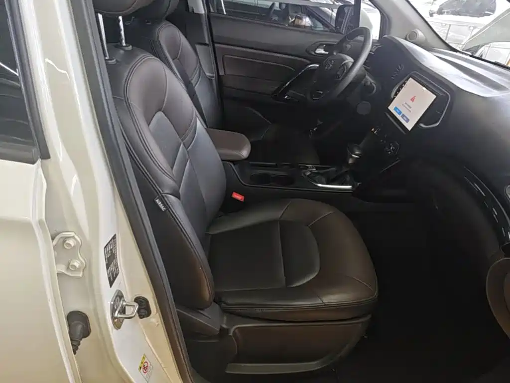GAC Trumpchi GS4 2018 — фото 25