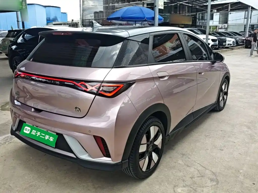 BYD Dolphin 2023